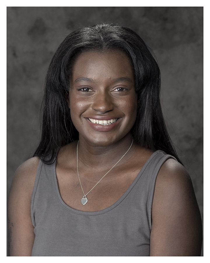 Headshot of Taylor Elizabeth